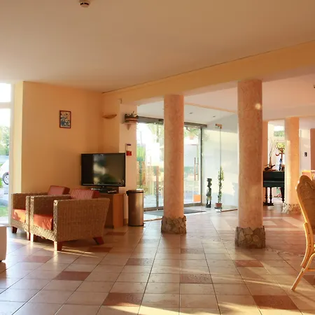 ホテル Monopoly 3*