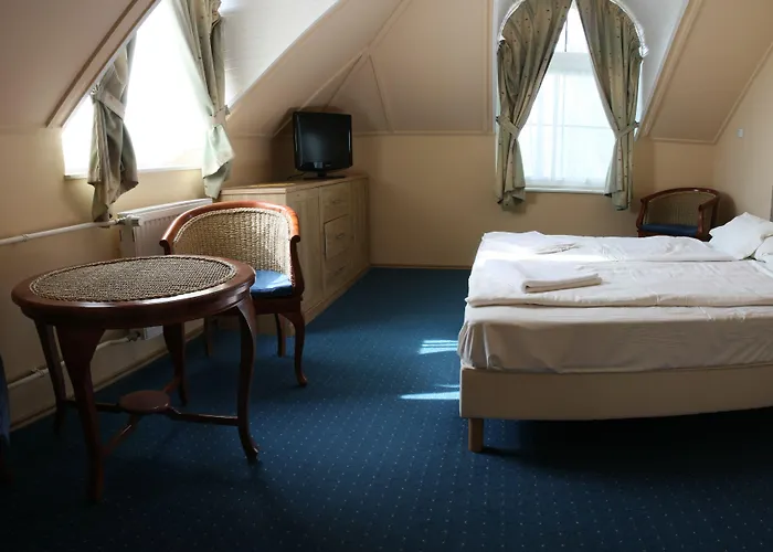 Monopoly 3* Balatonalmádi